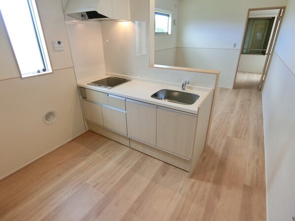 ウエストコート日野の物件内観写真